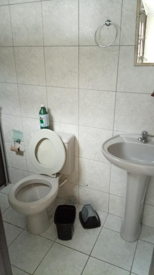 Kitinete Em Matinhos Com Piscina Villa Dış mekan fotoğraf
