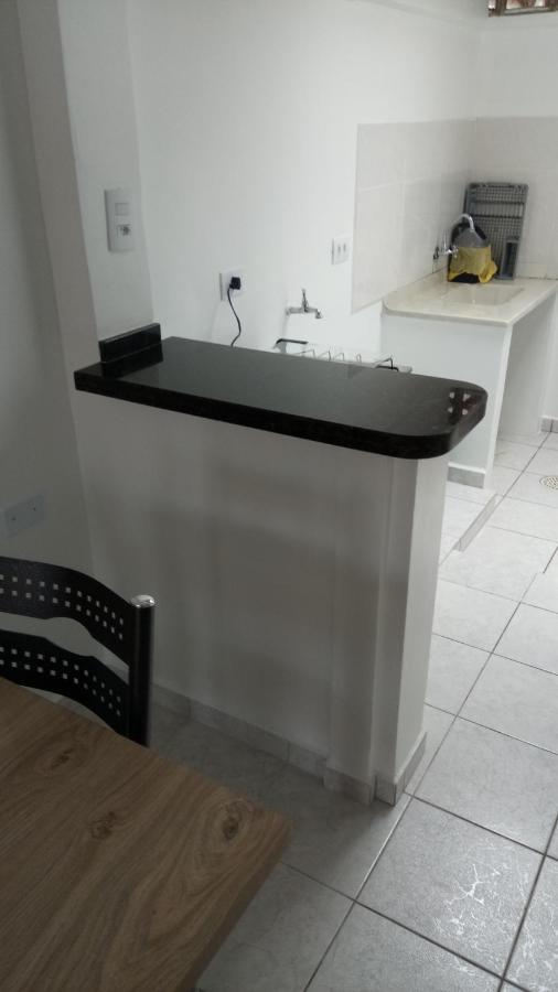 Kitinete Em Matinhos Com Piscina Villa Dış mekan fotoğraf